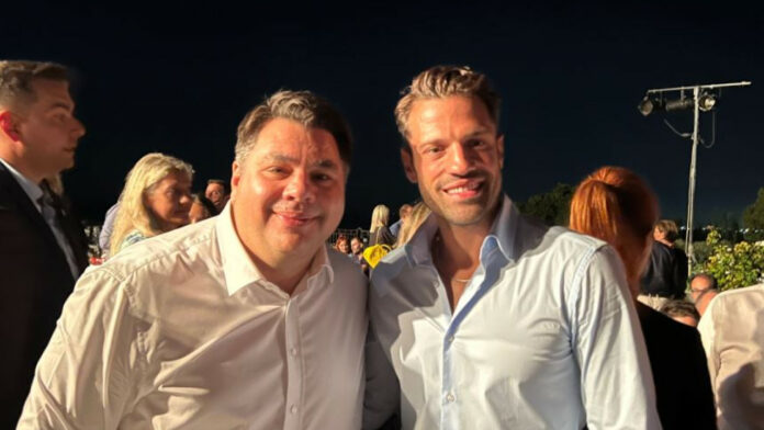 Ο Τζορτζ Τσούνης με τον Κωνσταντίνο Αργυρό στη Θεσσαλονίκη – Φωτογραφία