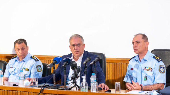 Ο.Π.Π.Ι. – Θεοδωρικάκος: Δεν μπορεί να επισκιαστεί ξανά από κουκούλες η ακτινοβολία γνώσης