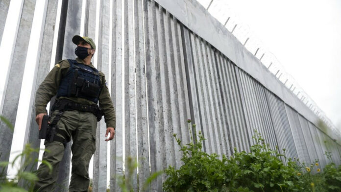 Οικονόμου για νέα «πολιορκία στον Έβρο»: Η χώρα δεν θα ξαναγίνει ξέφραγο αμπέλι