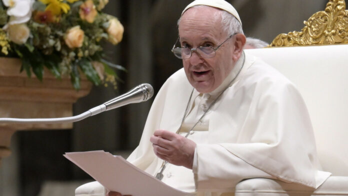 Πάπας Φραγκίσκος: «Ζούμε έναν ολικό τρίτο παγκόσμιο πόλεμο»
