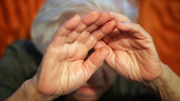 Πήλιο: Απειλούσε ότι θα κάψει την μητέρα του εάν δεν του δώσει λεφτά