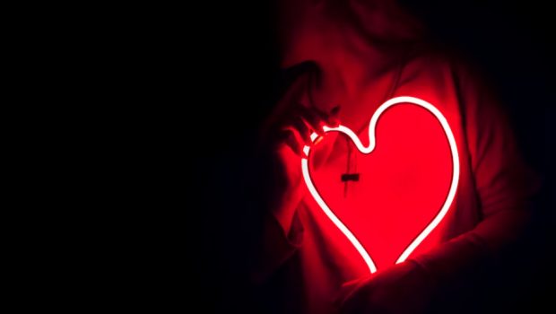 Παγκόσμια ημέρα καρδιάς: Οι 8 βασικότεροι κίνδυνοι – Πώς να την προστατέψετε