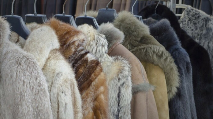 Παρατείνεται η αναστολή συμβάσεων εργασίας στον κλάδο της γουνοποιίας