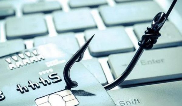 Πώς μπορούμε να προστατευτούμε από τις ηλεκτρονικές απάτες