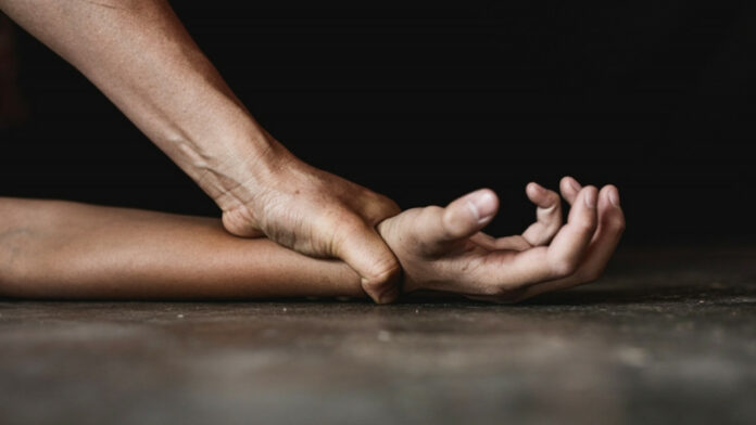 Σκιάθος: Τη βίασε ο πρώην σύζυγός της