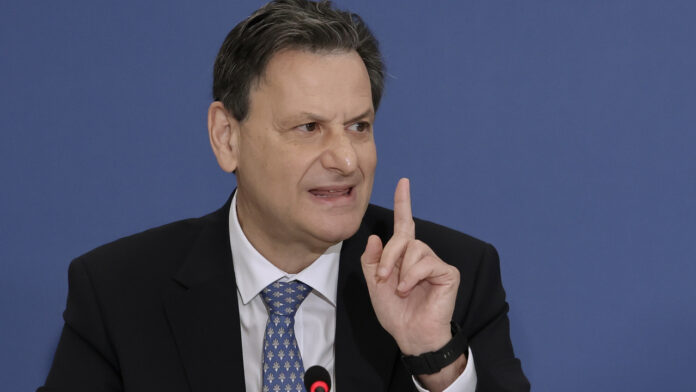 Σκυλάκακης σε ΣΚΑΪ 100,3: Το πρόγραμμα Τσίπρα από τη ΔΕΘ θα έδιωχνε κάθε σοβαρό επενδυτή από τη χώρα