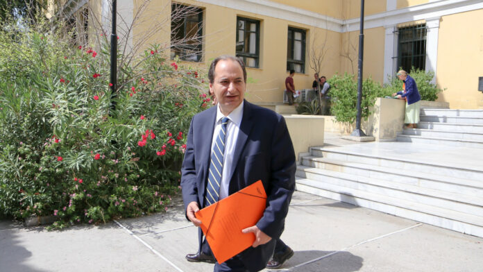 Σπίρτζης: Έδωσα νέα στοιχεία στον Εισαγγελέα για την παρακολούθησή μου με Predator