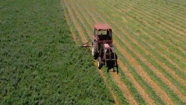 Ταμείο Ανάκαμψης: Πρεμιέρα με 236 αιτήσεις για τον εκσυγχρονισμό του πρωτογενούς τομέα