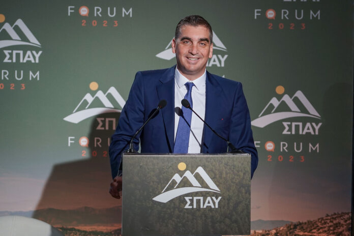 Άνοιξε και επίσημα τις πύλες του, το 2ο Forum ΣΠΑΥ 2023 «Ο Δεκάλογος Σωτηρίας των Δασών μας – Η επόμενη μέρα», με την τελετή έναρξης που πραγματοποιήθηκε το απόγευμα της Δευτέρας, 23 Ιανουαρίου 2023, στην Αργυρούπολη