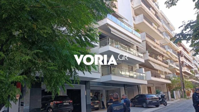 Γυναικοκτονία στην Καλαμαριά: Ο αστυνομικός είχε κριθεί ότι έπρεπε να υπηρετεί άνευ όπλου