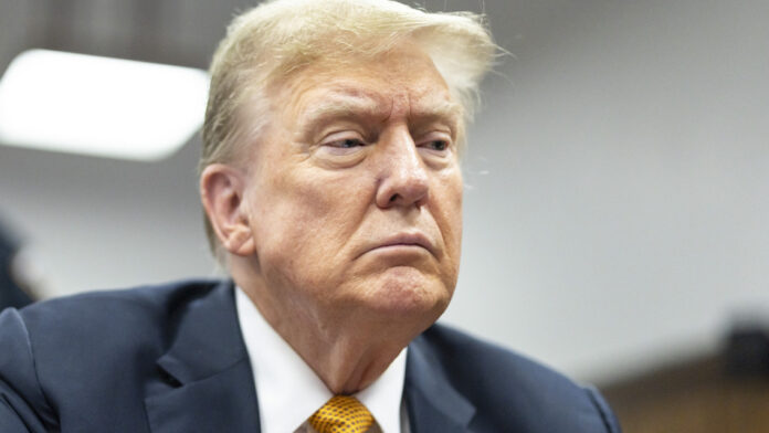 Δίκη Τραμπ: Ενοχος και για τις 34 κατηγορίες που αντιμετώπιζε