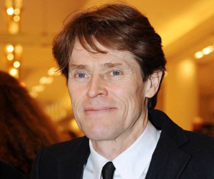 Κινηματογραφικά Βραβεία Ίρις 2024: Ο Willem Dafoe ξεκαρδίστηκε με τον Γιάννη Νιάρρο