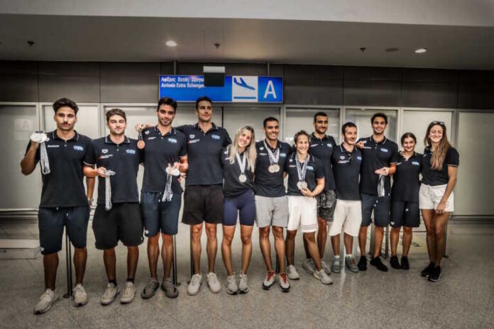 Η Εθνική ομάδα κολύμβησης επέστρεψε στην Ελλάδα γεμάτη μετάλλια – Με 16 αθλητές στους Ολυμπιακούς Αγώνες 2024