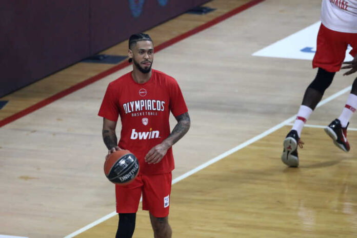 Ολυμπιακός: Στην Ελλάδα ο Τάιλερ Ντόρσεϊ για να ολοκληρώσει την επιστροφή του στους Πειραιώτες