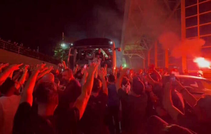 Παναθηναϊκός: Χαμός στο ΟΑΚΑ με πάνω από 4.000 πράσινους οπαδούς μετά τη νίκη επί του Ολυμπιακού