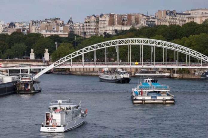 Ολυμπιακοί Αγώνες 2024: Πρόβα τελετής έναρξης με 55 σκάφη στο Σηκουάνα