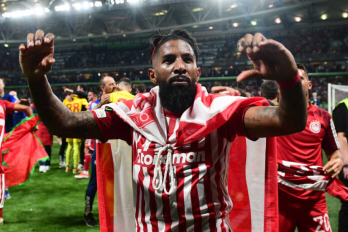 Ροντινέι: Οι διακοπές στις Σπέτσες και ο «Όμορφος Έλληνας»