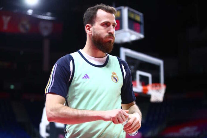 Ο Σέρχιο Ροντρίγκεθ ανακοίνωσε την απόσυρσή του από την ενεργό δράση