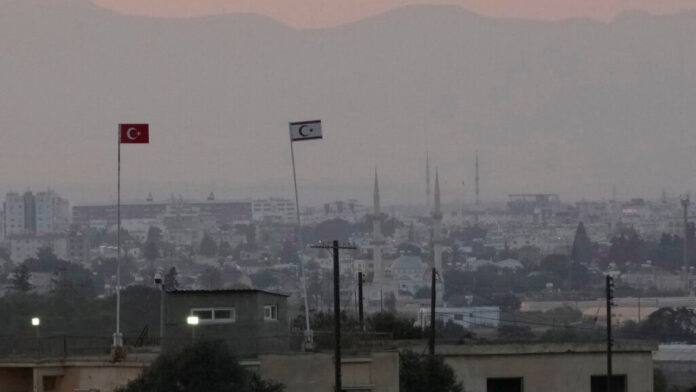 Κύπρος: Η τουρκική κατοχή παραμένει οδυνηρή πραγματικότητα, είπε ο υπουργός Εξωτερικών της Κύπρου