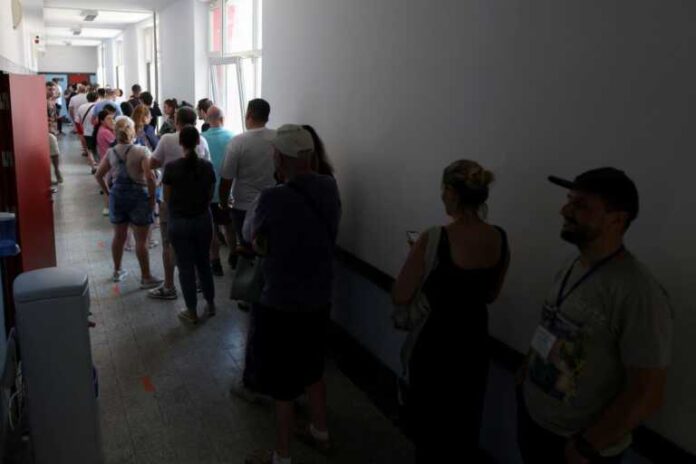 Ευρωεκλογές 2024: Στο 23,9% η συμμετοχή στην ΕΕ μέχρι το μεσημέρι