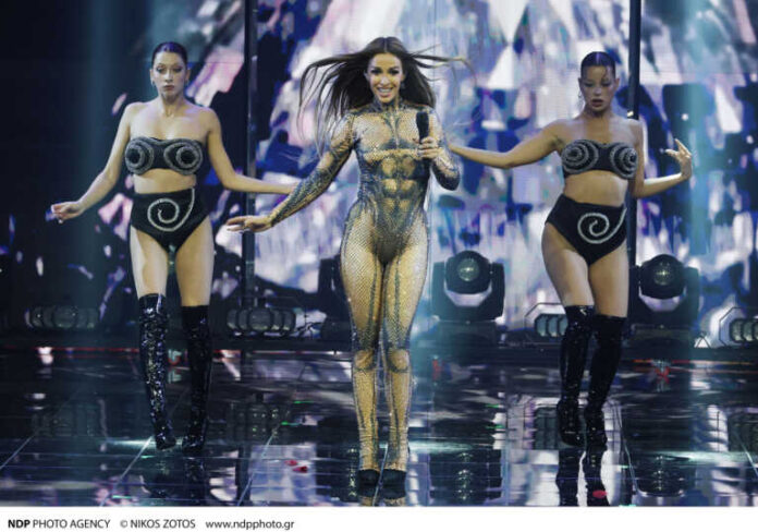 Η Ελένη Φουρέιρα «άναψε φωτιές» στην Μύκονο: Η εκρηκτική εμφάνιση που ενθουσίασε