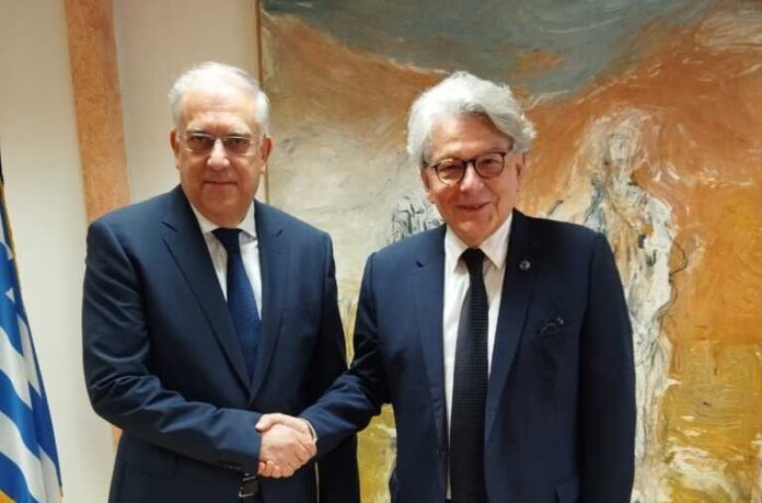 Θεοδωρικάκος: Ανταγωνιστικότητα, εξωστρέφεια και χρηματοδοτήσεις στην συζήτηση με τον Τιερί Μπρετόν