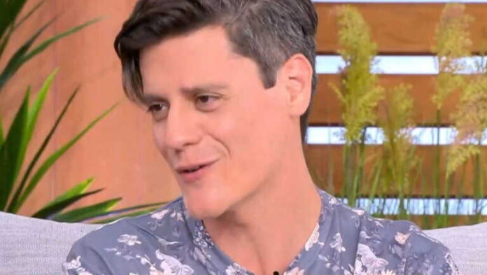 Ο Αλέξανδρος Βάρθης ζήτησε δημόσια συγνώμη από την συμπρωταγωνίστρια του, Ασημένια Βουλιώτη