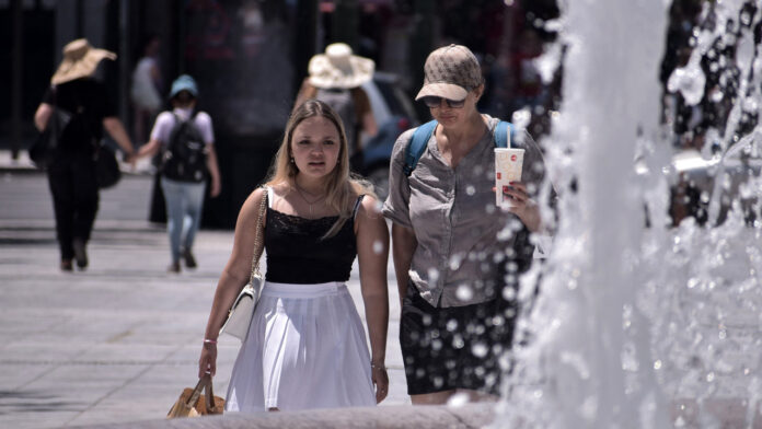 Καιρός: Σε άνοδο η θερμοκρασία – Πού θα πέσουν βροχές