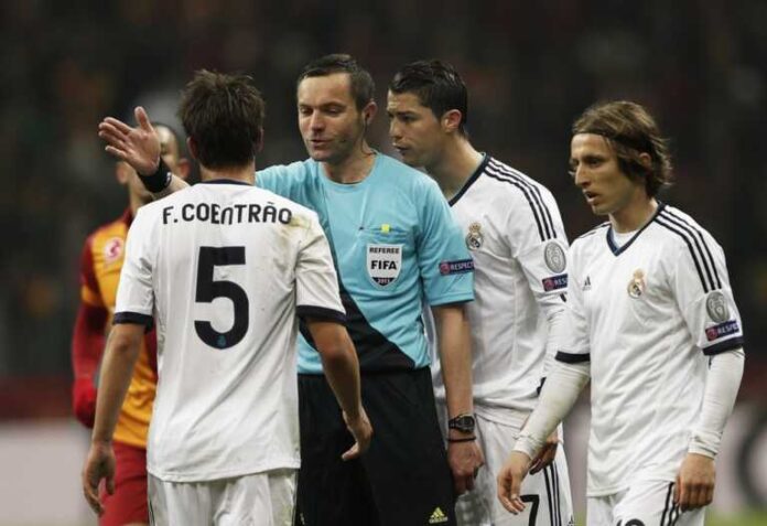 H UEFA πρότεινε τον Γάλλο Στεφάν Λανουά για αρχιδιαιτητή της ελληνικής ΚΕΔ