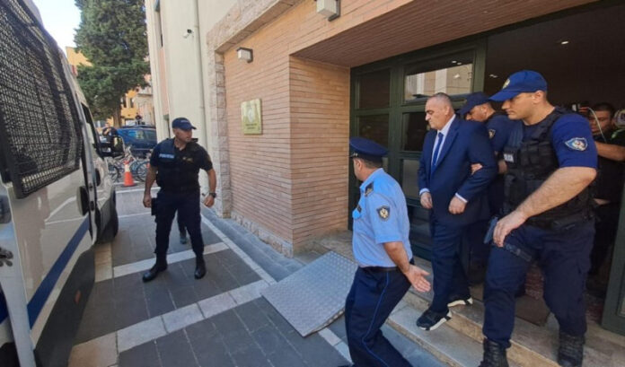 Μπελέρης: Καθαιρέθηκε από δήμαρχος Χειμάρρας