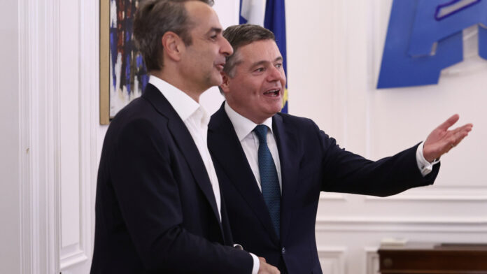 Μητσοτάκης – Ντόναχιου: Ευρωπαϊκά εύσημα για «ελληνικό success story» στην Ευρωζώνη