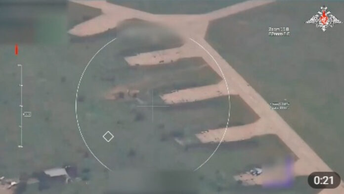 Ρωσία: Ανακοίνωσε πως κατέστρεψε 5 ουκρανικά μαχητικά SU-27