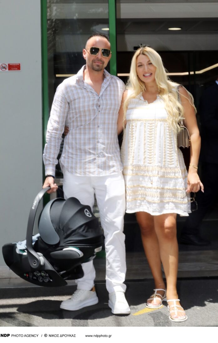 Στο σπίτι με τον νεογέννητο γιο της η Κωνσταντίνα Σπυροπούλου