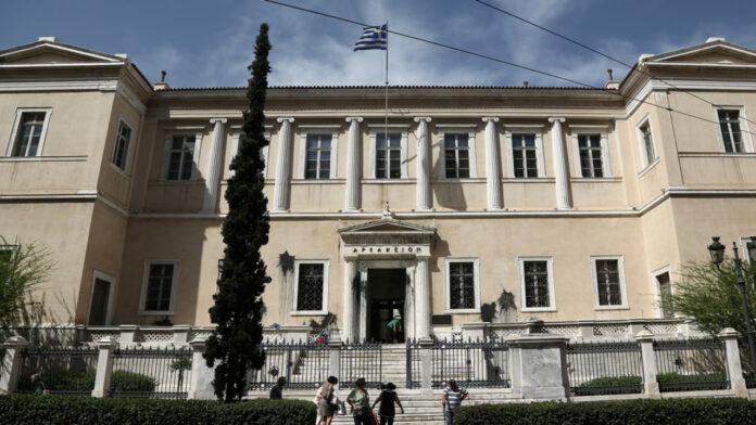 Nέος πρόεδρος του ΣτΕ ο Μιχάλης Πικραμένος