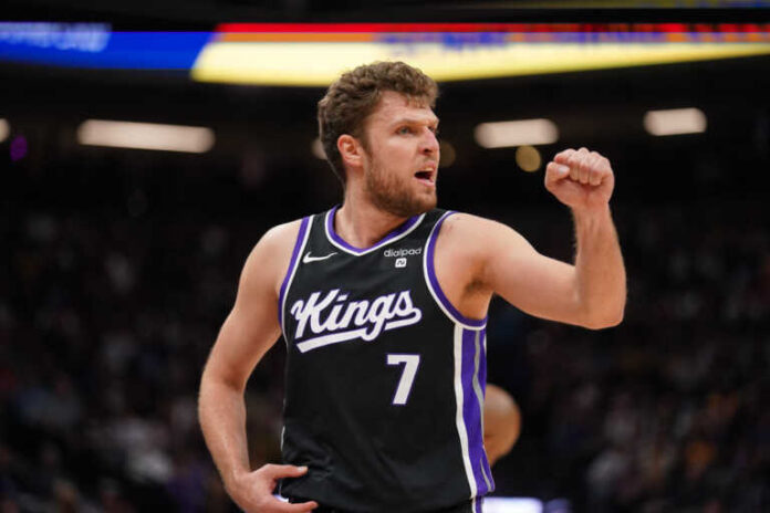 Ολυμπιακός: Ο Σάσα Βεζένκοφ έμεινε ελεύθερος από τους Τορόντο Ράπτορς