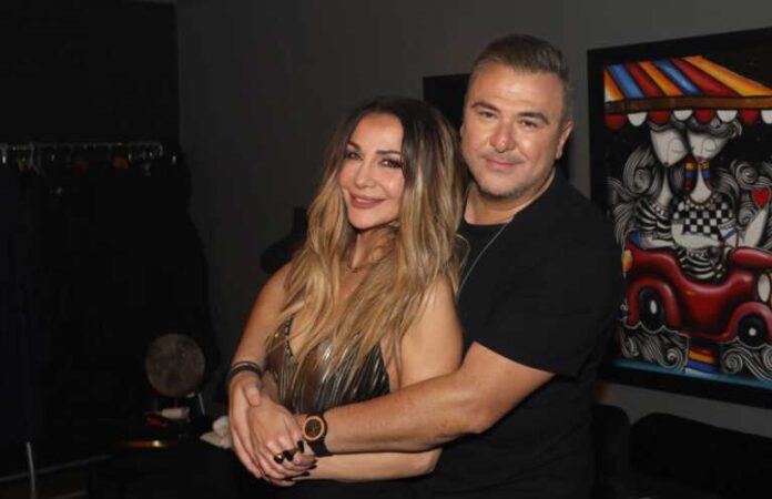 Αντώνης Ρέμος – Δέσποινα Βανδή: Το ζεϊμπέκικο, η αφιέρωση στον Βασίλη Καρρά και το κρητικό γλέντι