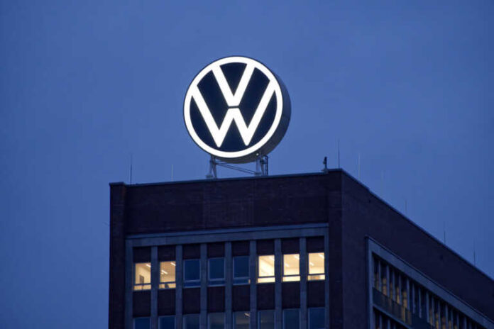 Volkswagen: Στο τραπέζι μέτρα μείωσης του κόστους και απολύσεις