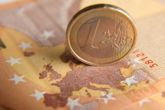 Όλες οι νέες αυξήσεις στις συντάξεις και οι μειώσεις φόρων και εισφορών – Ποιοι θα ωφεληθούν