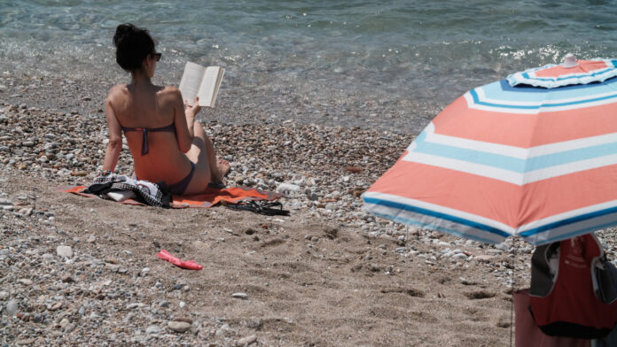 Μικρή πτώση της θερμοκρασίας σήμερα – Πού θα δείξει 37 βαθμούς το θερμόμετρο