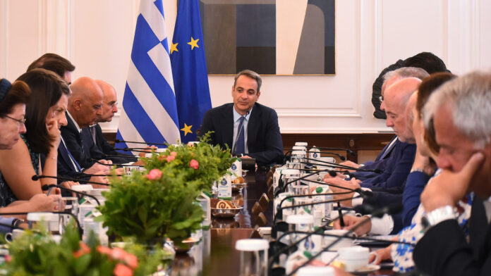 Τα στοιχήματα του Μαξίμου ενόψει της ΔΕΘ – Σύσκεψη για τις πυρκαγιές