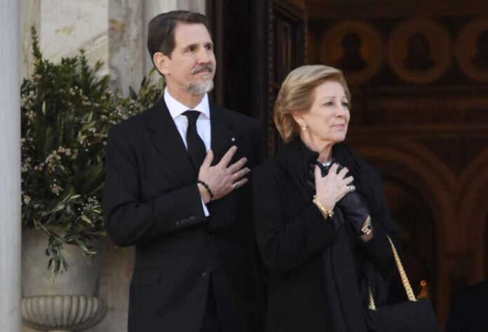 Ο Παύλος ευχήθηκε στην μητέρα του Άννα – Μαρία για τα γενέθλιά της: Οι σπάνιες φωτογραφίες και τα «χρόνια πολλά»