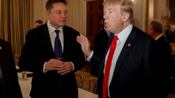 Τραμπ σε Μασκ: «Θα επιστρέψω στο σημείο όπου πήγαν να με σκοτώσουν»