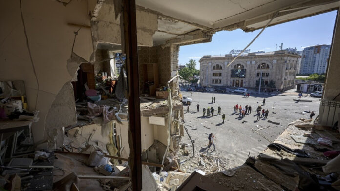 Χάρκοβο: Οι ρωσικές επιθέσεις με κατευθυνόμενες βόμβες έχουν μειωθεί απότομα