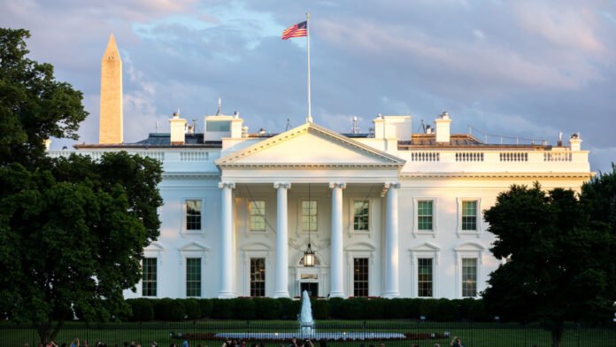 white-house_shutterstock_0.jpg
