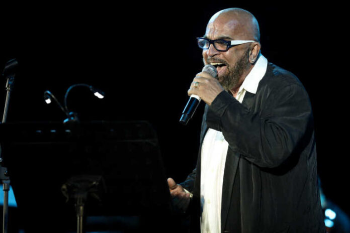 Το συγκινητικό μήνυμα του Γιάννη Ζουγανέλη για το σπίτι του που κάηκε στον Βαρνάβα και το δημόσιο «ευχαριστώ» – «Οι Έλληνες είμαστε οι πιο αλληλέγγυοι»