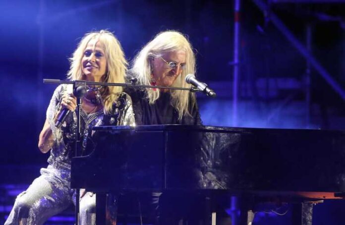 Νίκος Καρβέλας: Η ευχή της Άννας Βίσση για τα γενέθλιά του – Όλα μου τα χθες, τα αύριο και τα τώρα