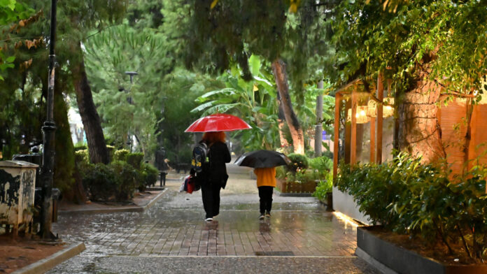 Καιρός: Βροχές και καταιγίδες και σήμερα – Ποιες περιοχές θα επηρεαστούν