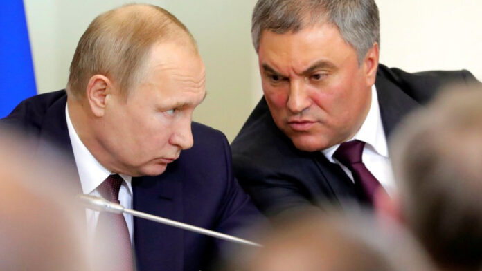volodin_putin_ap18117505299497.jpg