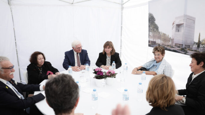 Σακελλαροπούλου – Σταϊνμάγερ: Στο υπό ανέγερση Μουσείο του Ολοκαυτώματος