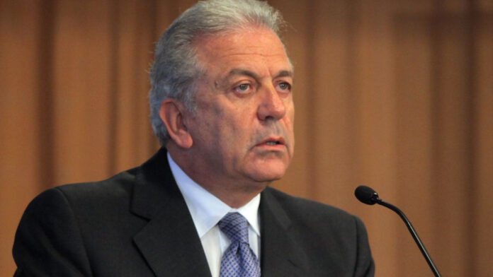 avramopoulos-3_1.jpg